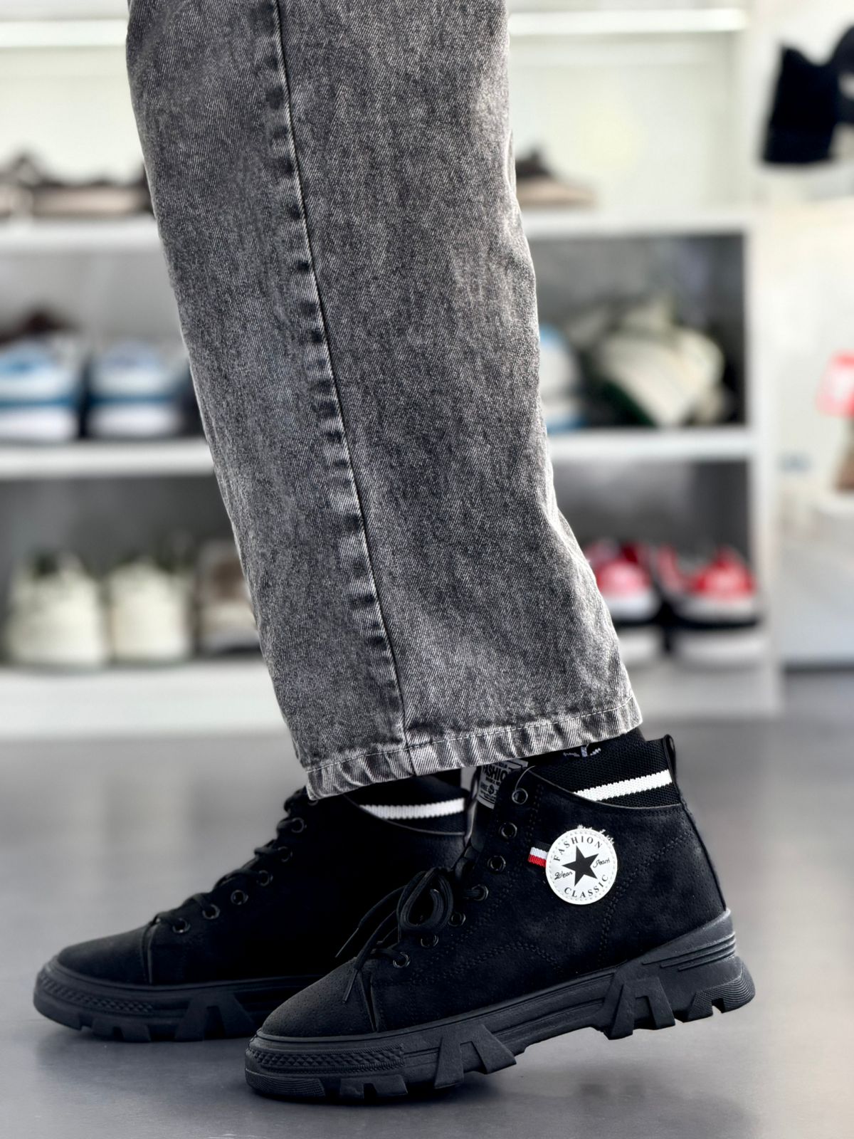 FASHION CLASSIC SHOES