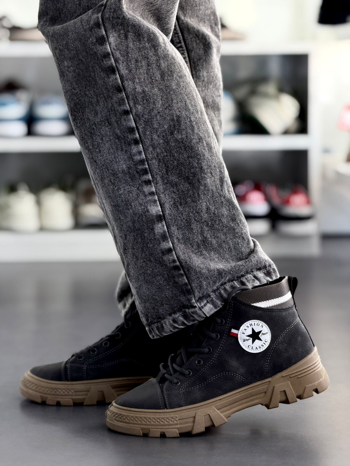 FASHION CLASSIC SHOES